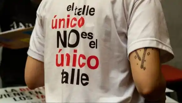 Diputado libertario impulsa la eliminación de la "ley de talles": “Encarece los precios y establece sanciones absurdas”