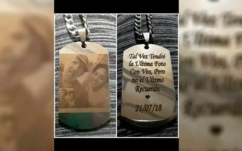 Agustina busca un dije, recuerdo de su abuelo