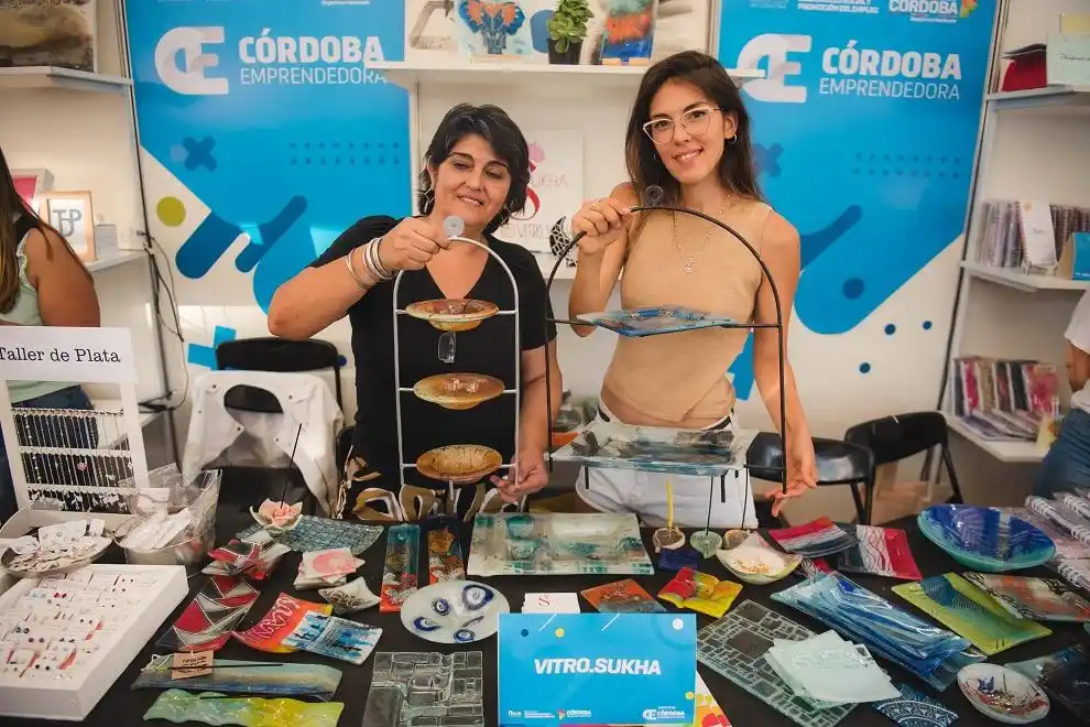 Emprendedores ya pueden postularse para vender en el Festival de Cosquín