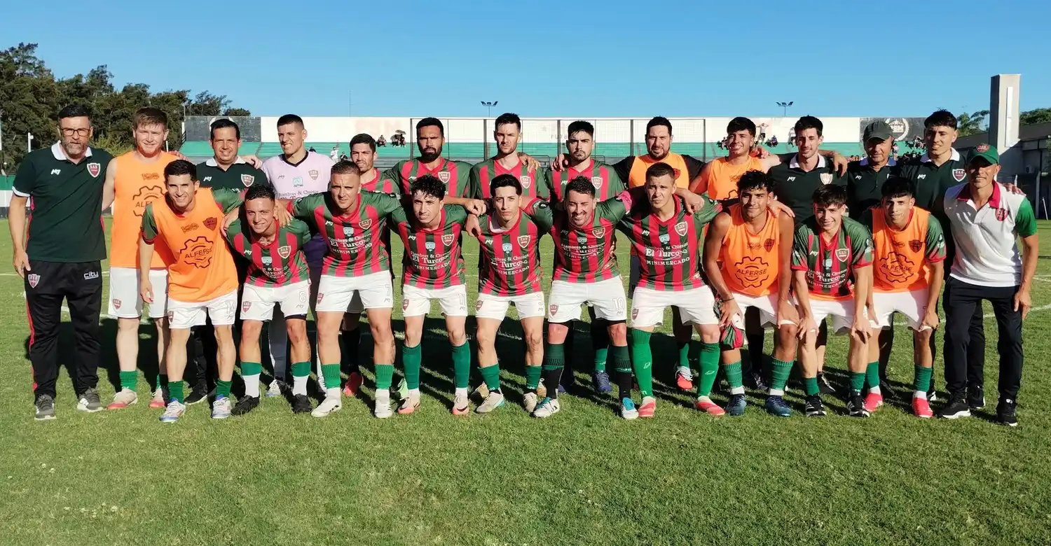 El Maestro se trajo una derrota, pero sigue con vida pensando en semifinales. Foto: Germán Cabral.