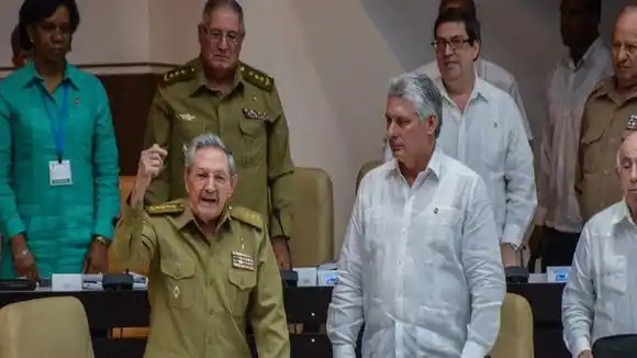 ¡ENTRARON EN PÁNICO! Cómo se gestó el plan de escape a Sudáfrica de la cúpula castrista de Cuba