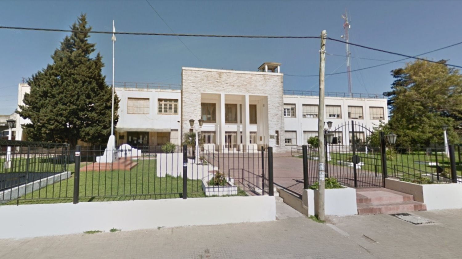 Ordenan a la UP 9 que use tecnología para evitar prácticas humillantes en las requisas a las visitas