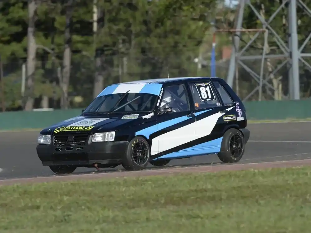 Bayala y Leunda, retrasados en la Clase 1