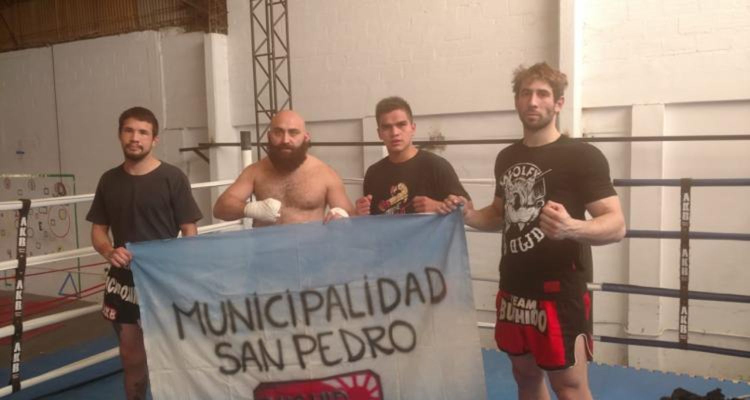 Damián Muñóz llegó a La Paz donde combatirá el viernes