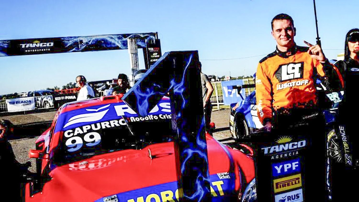 Impiadoso. Así se mostró Matías Capurro, con el Lexus en el Sprint del Top Race. Hoy, otra final