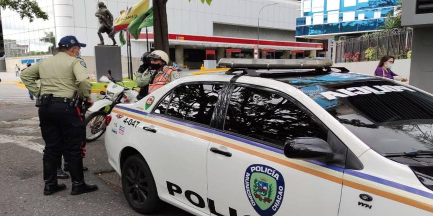 PoliChacao detuvo a hombre que ROBABA y GOLPEABA en Chacaíto