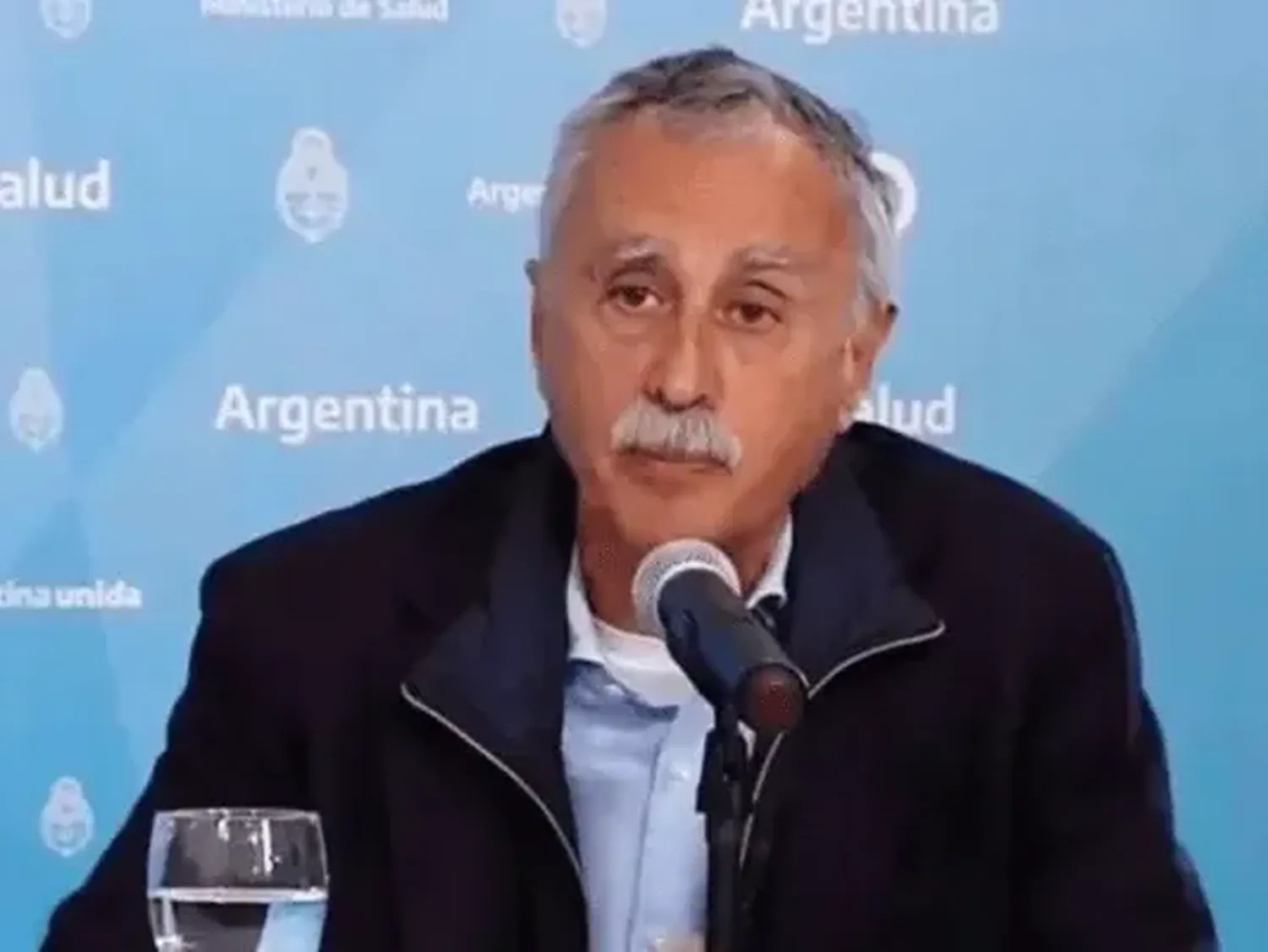 El Gobierno redujo considerablemente las direcciones de VIH y Vacunas