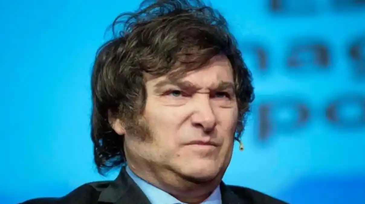 Justicia argentina rechaza por inconstitucional decreto de Milei que limitaba el derecho a huelga