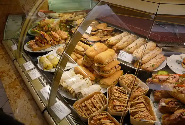 Construcción y rotiserías con subas en sus ventas de enero