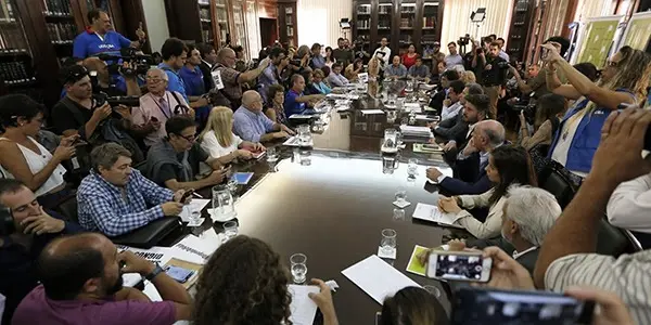 Paritaria docente 2019: Provincia convocó a los gremios para el miércoles 27 a la segunda reunión