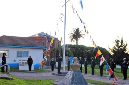 Acto en la Prefectura