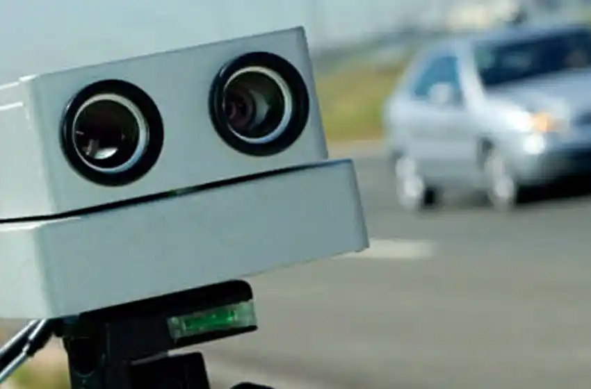 Fotomultas: habrá un 10 por ciento de tolerancia ante los límites de velocidad