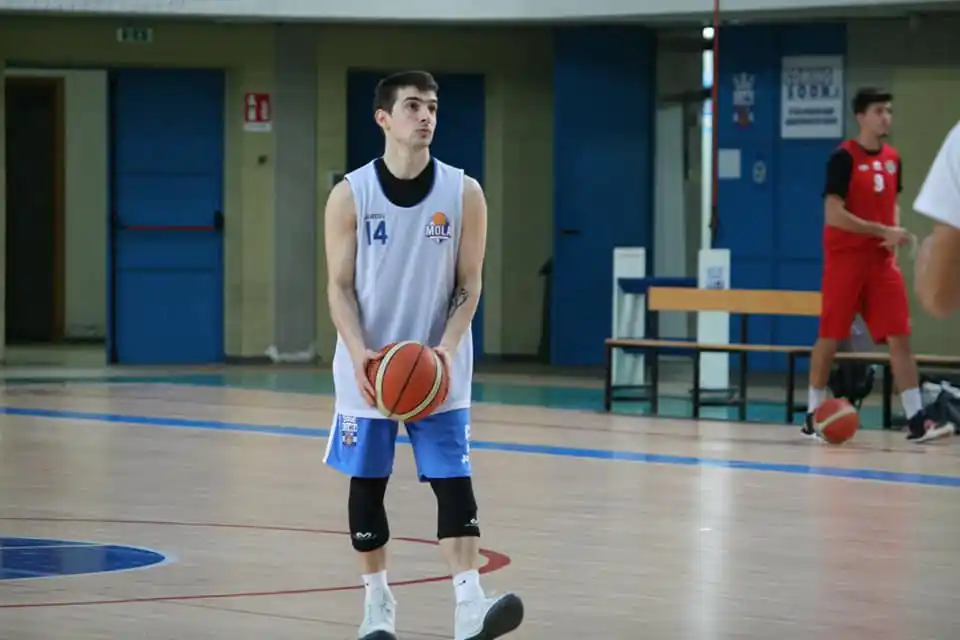 Dilascio se pone a punto en Italia