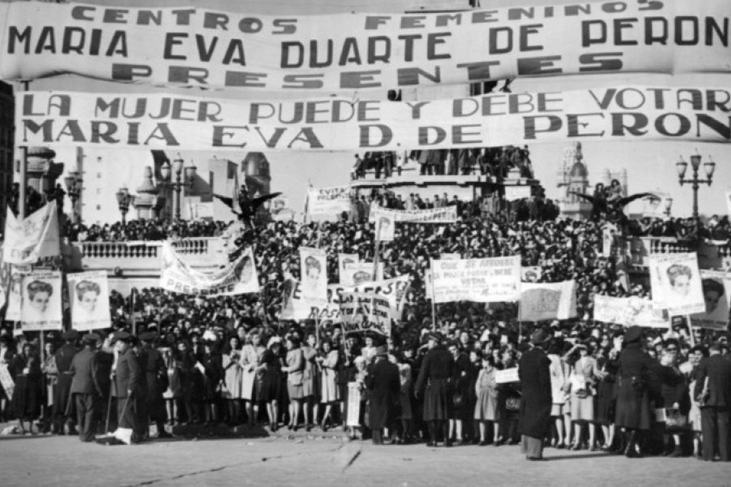 Día nacional de los derechos políticos de las mujeres: se cumplen 76 años de la ley Evita