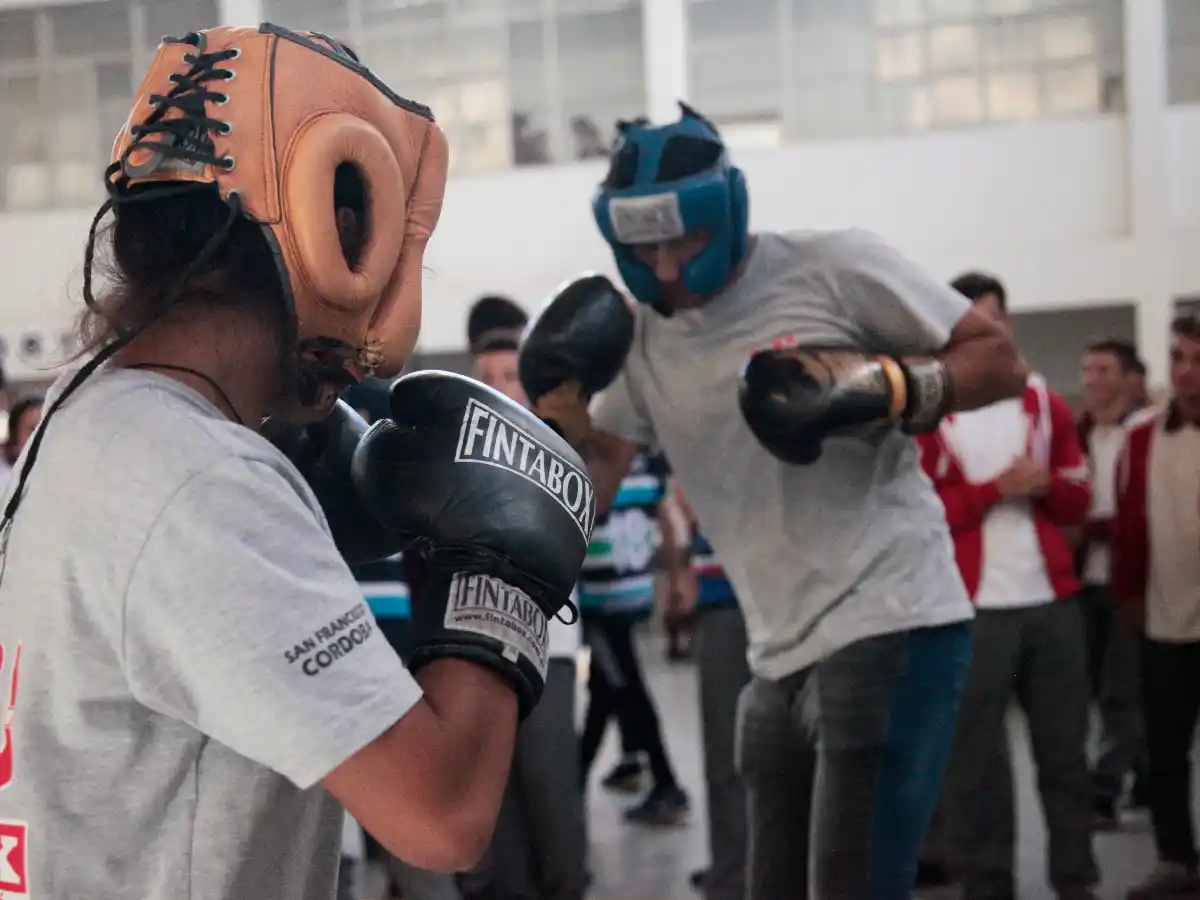 Por el deporte: Pablo IV mostró la oferta deportiva local a sus alumnos