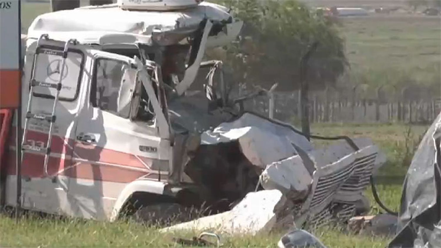 Una mujer falleció en un choque entre auto y camión en ruta 131