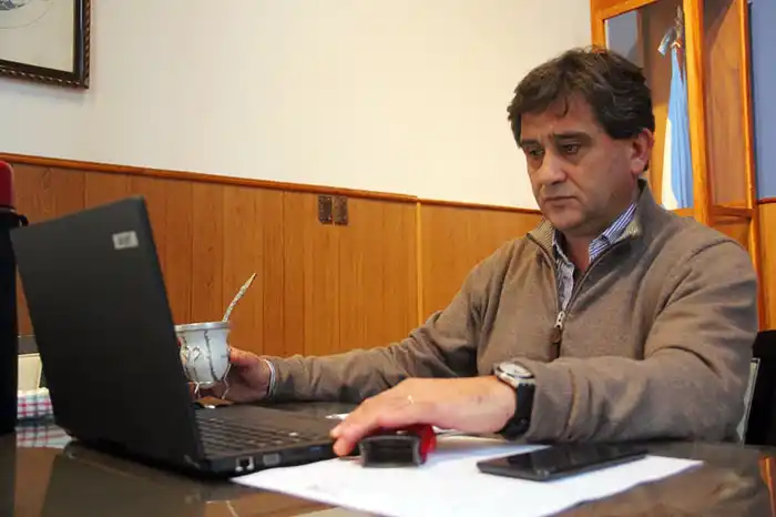 Fioramonti participó en reunión por la situación epidemiológica