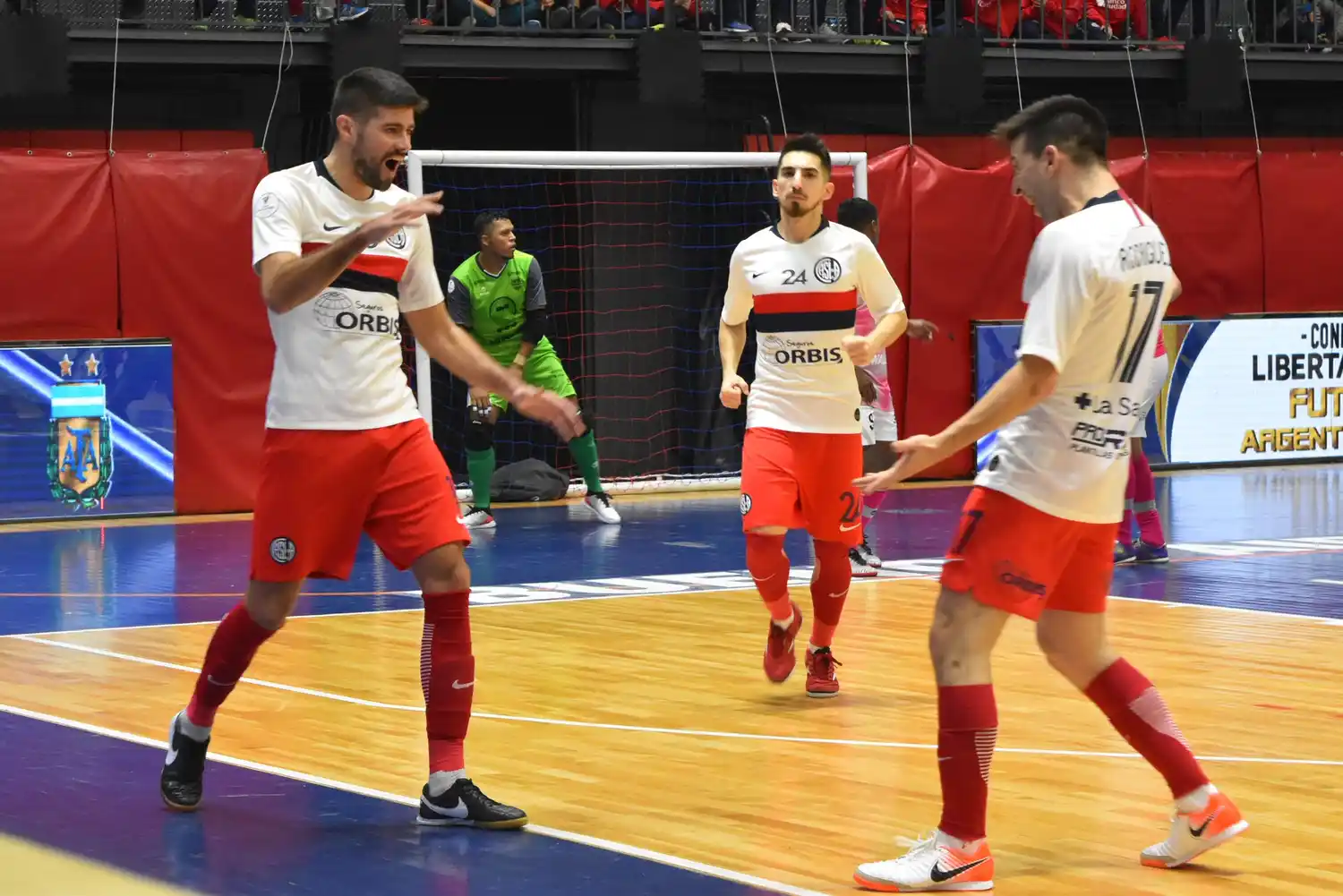 Con gol de Cardone, San Lorenzo ganó y está en Cuartos