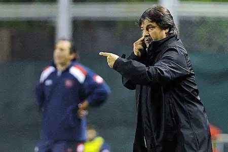 Caruso Lombardi: "San Lorenzo tiene la ventaja del apoyo del Papa Francisco"