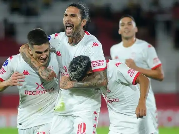 Huracán va por la hazaña ante Once Caldas en el Ducó