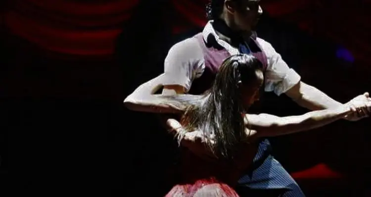 Taller de danza nativa con Dabel Zanabria este domingo en Casa Raíz