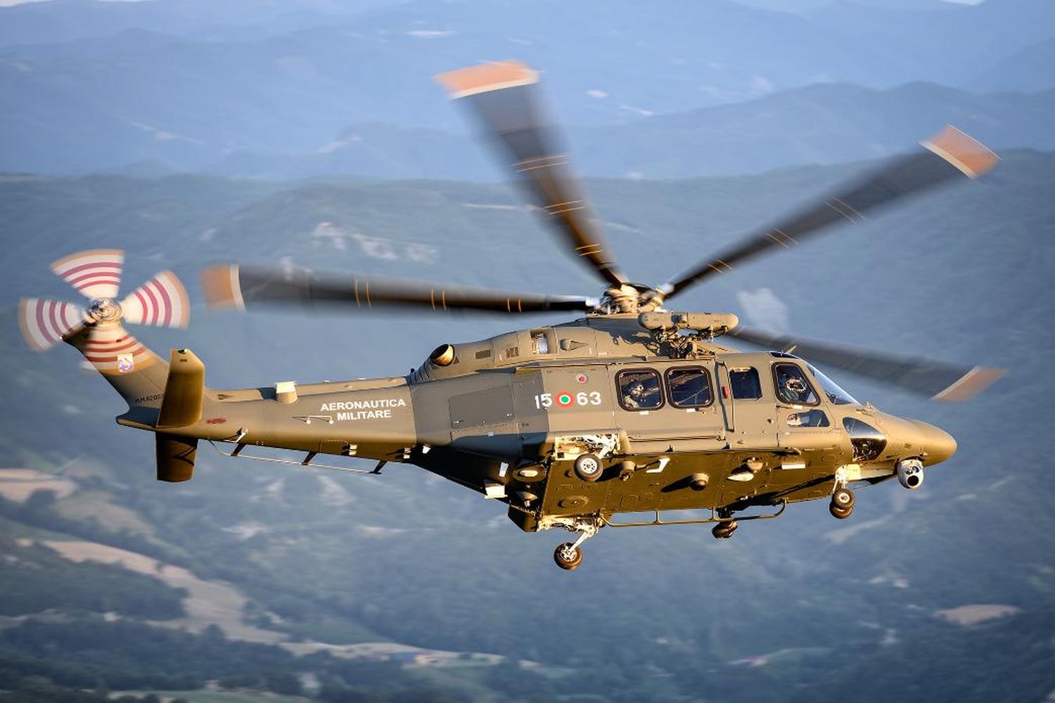 La Fuerza Aérea Helénica selecciona al Leonardo AW139 como nuevo helicóptero SAR