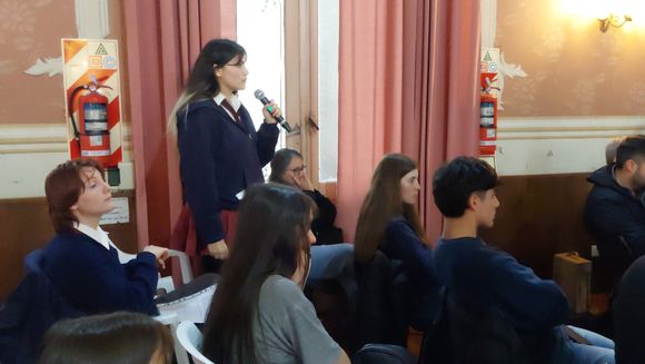 Parlamento juvenil: debatieron y eligieron representantes para la instancia provincial