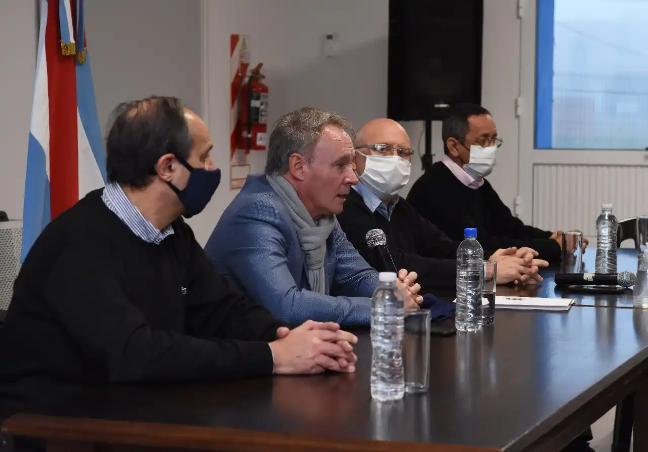 Abren los gimnasios y comienzan las celebraciones de misas y cultos