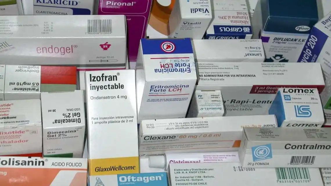 Los medicamentos aumentaron un 146% en 4 meses, expertos farmacéuticos explican las causas