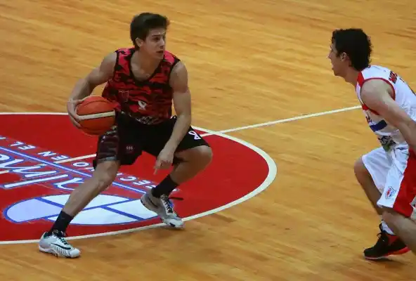 Central volvió a perder: cayó ante Unión de Goya en Corrientes 