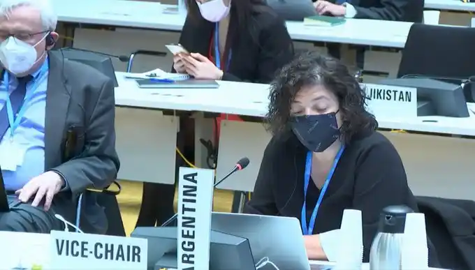 Vizzotti a la OMS: “Hasta que no accedan a la vacuna todos los países no daremos vuelta la página”