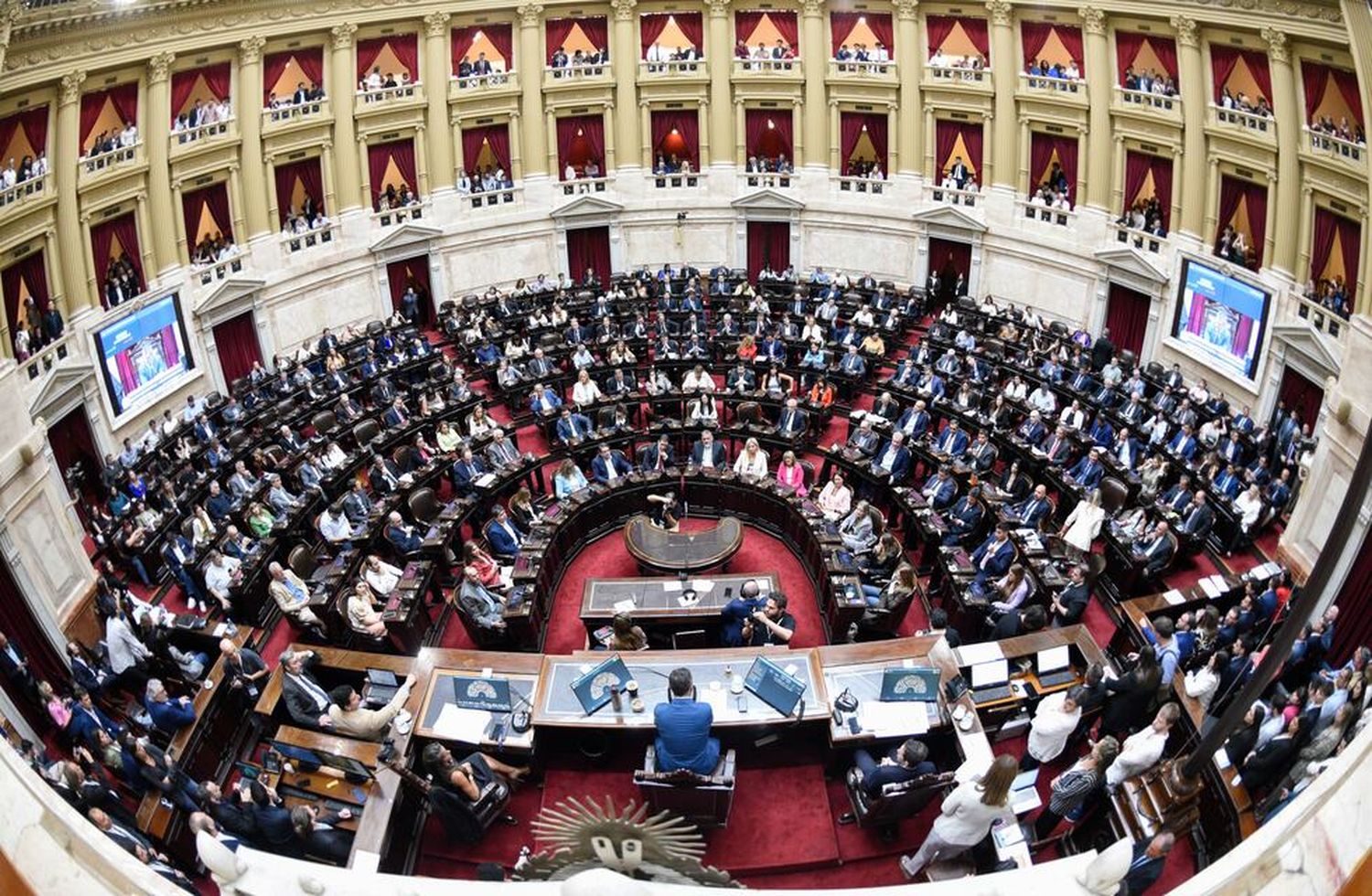 El Congreso deberá definir temas cruciales de la agenda política.