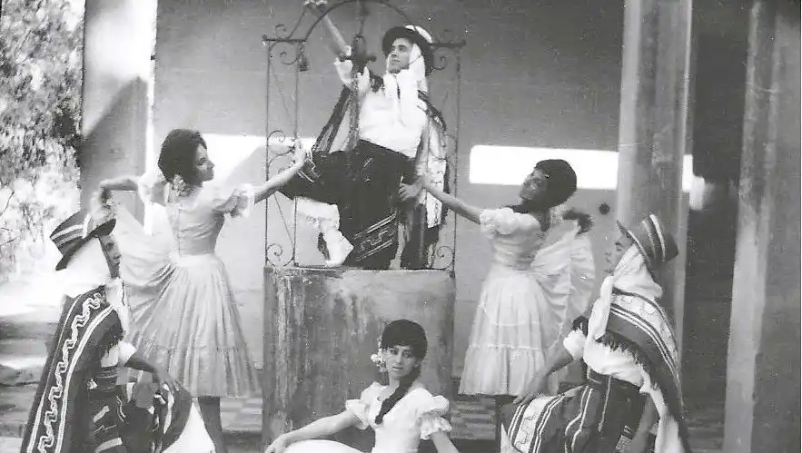 “Con Norma hicimos hasta una gira con Los Fronterizos con folclore estilizado”, recordó. (Foto Archivo Gráfico y Museo)