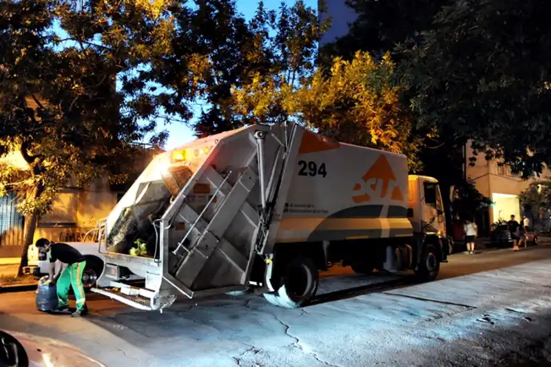 La Plata: Informan funcionamiento de servicios durante el feriado de Navidad