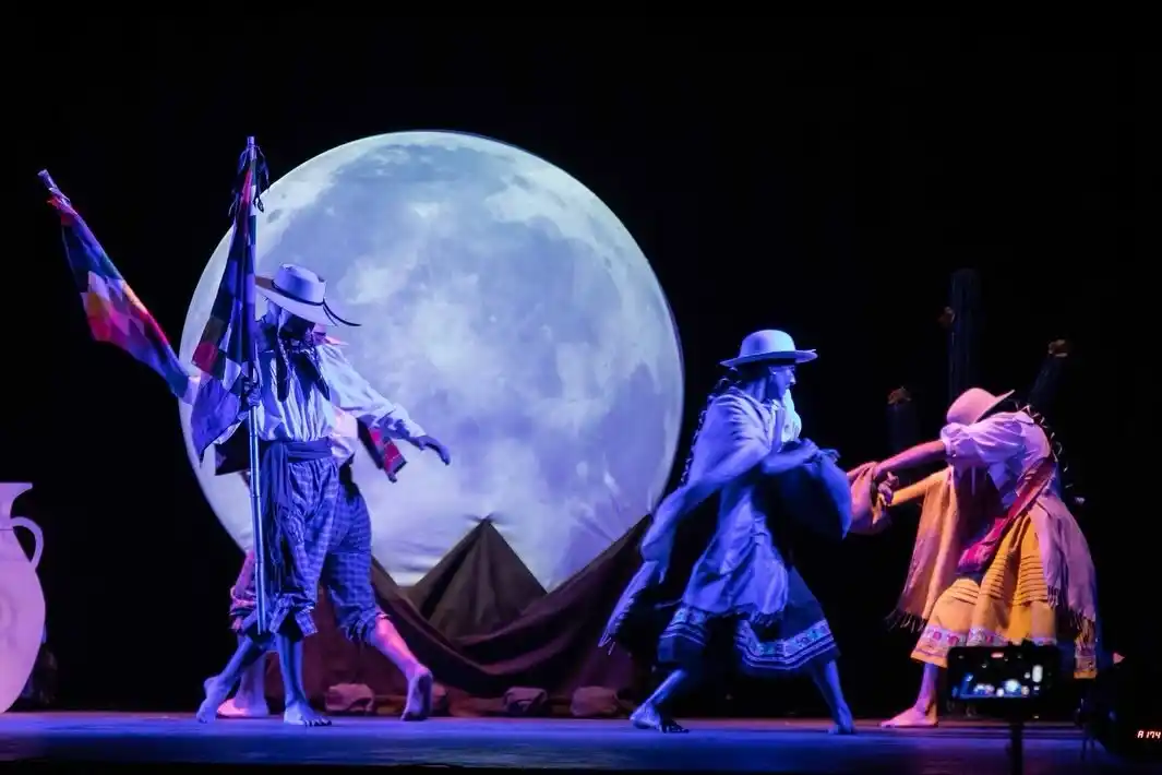 Cuerpo Folclórico Municipal.