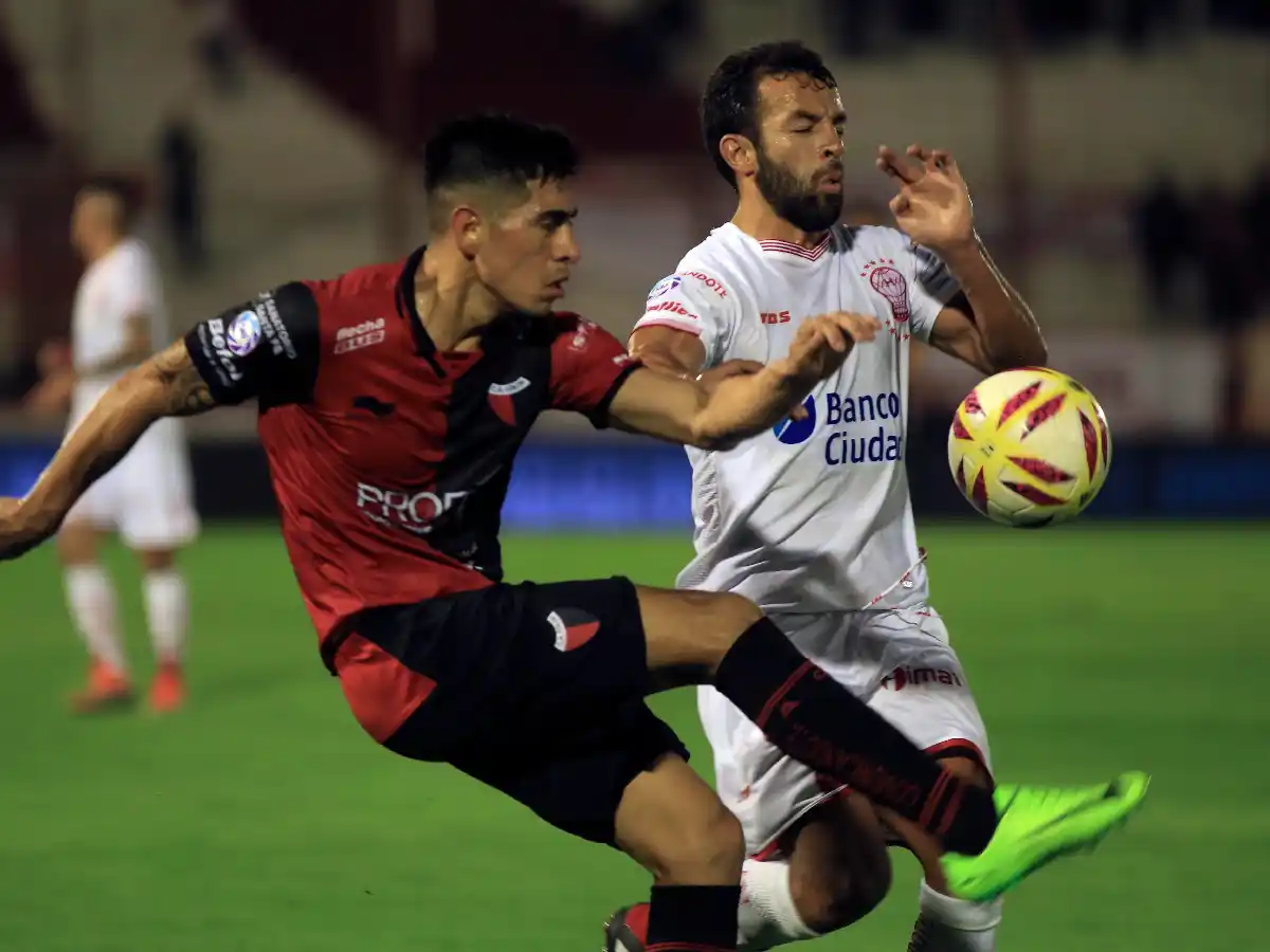 Huracán, con 10, se lo dio vuelta a Colón