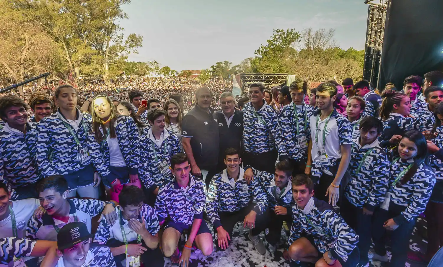 Se apagó la llama y el regreso será en África