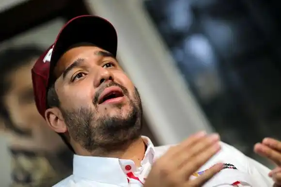 ¿LEY SECA? Nicolasito Maduro Guerra invita a «irse a la playita a tomar bebidas espirituosas»