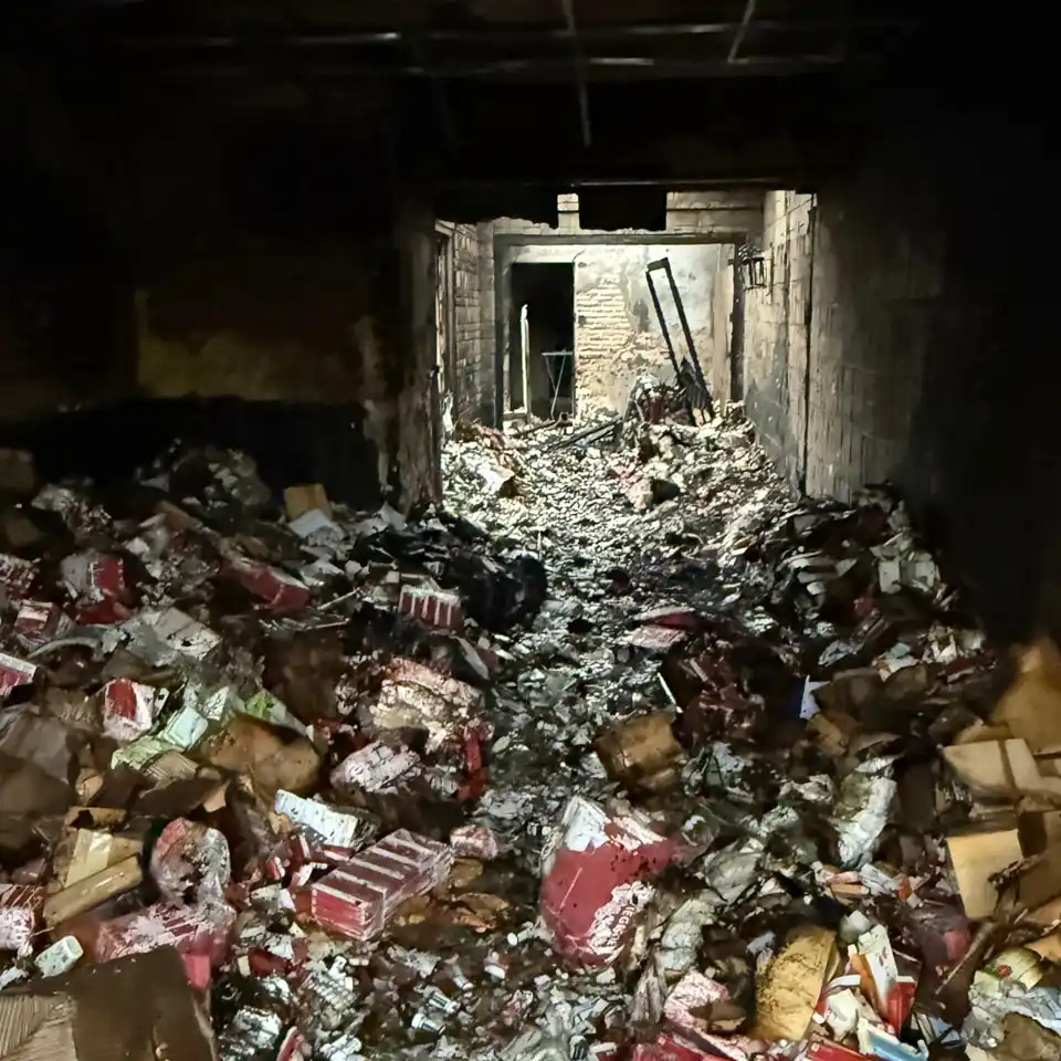 Impactante incendio en San Francisco: se quemó completa una vivienda con depósito de medicamentos