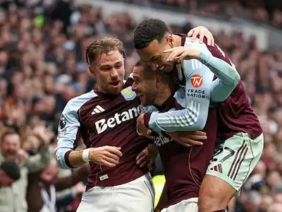 Buendía convirtió en el triunfo de Aston Villa