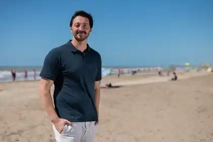 Intendente de Pinamar contra las elecciones indefinidas y “la clase política”