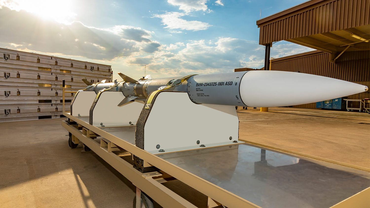 AIM-120 AMRAAM. Photo: Raytheon