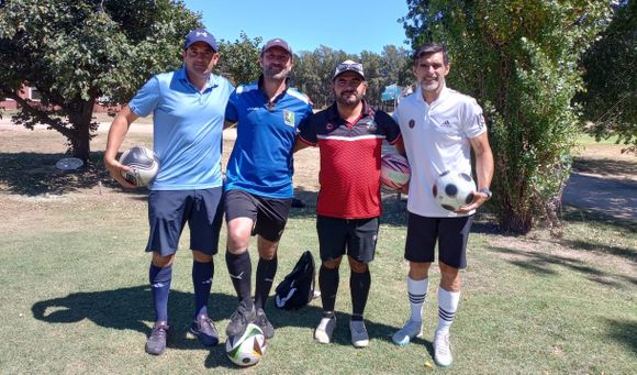 Roberto “Ratón” Ayala jugó y ganó en el futgolf que disputó en San Pedro