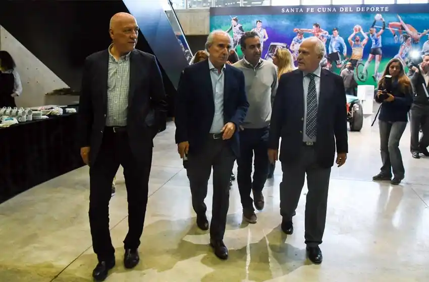 Lifschitz: «Con la tranquilidad de haber cumplido, les pido apoyo para Bonfatti y Javkin»