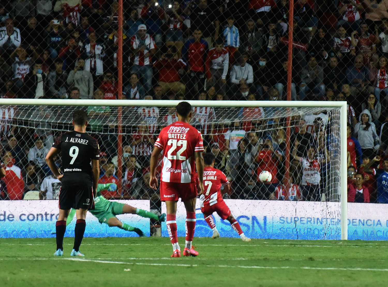 Unión superó a River en el 15 de Abril