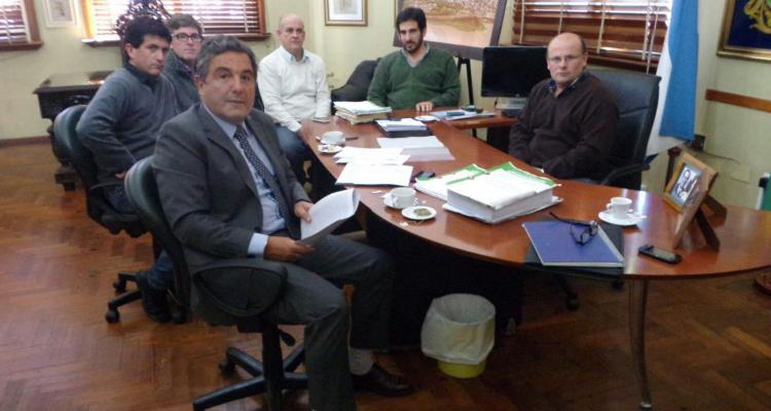 Farallón asegura que la obra que necesita la Ruta 1001 no es la que dice el pliego