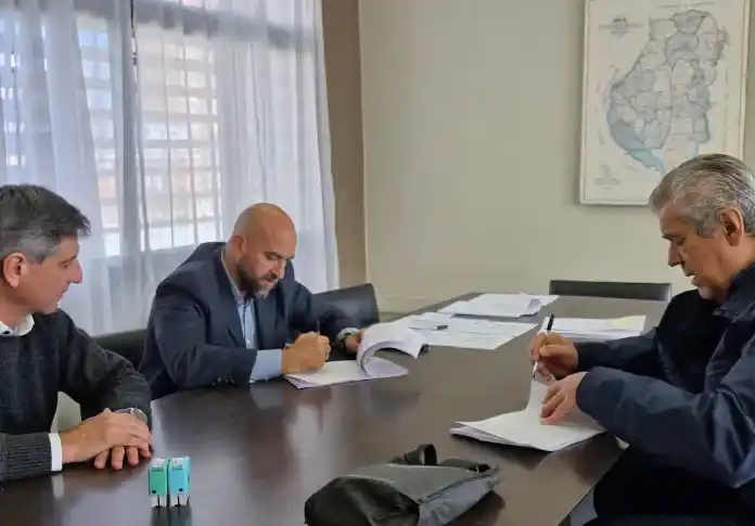 OSER refuerza su red bioquímica con un nuevo convenio provincial