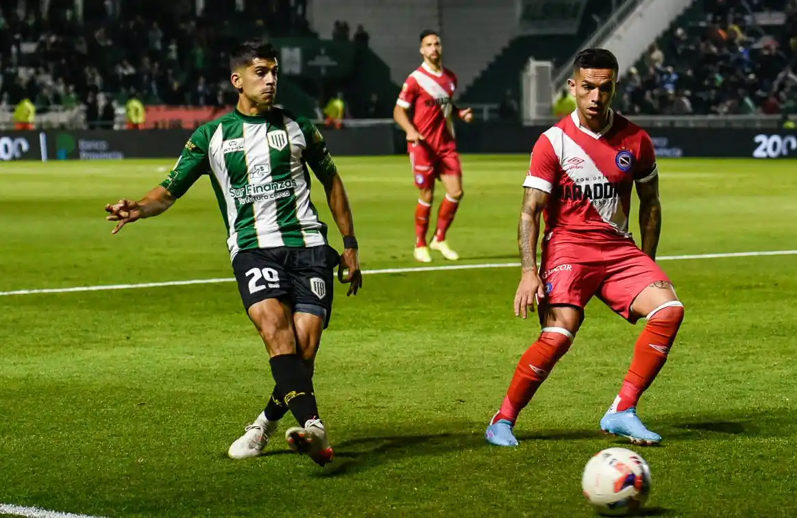 Argentinos venció con claridad a Banfield