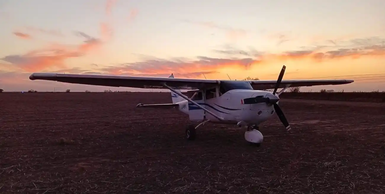 Adentro de la aeronave había bidones con combustible y un GPS del que se extrajo valiosa información sobre su recorrido.