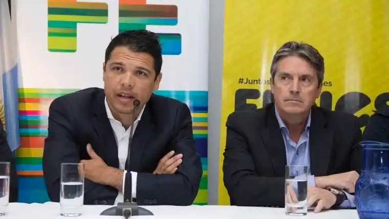 Funes avanza hacia la obra de revestimiento del Canal Salvat